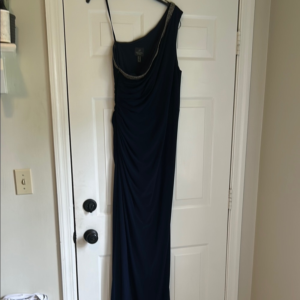 Adrianna Papell navy blue size 16 asymmetrical gown